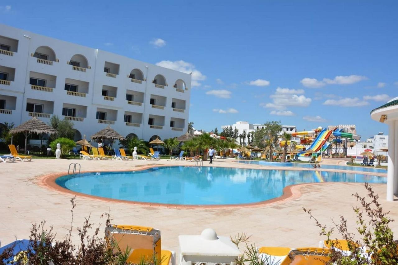 Zodiac Hotel & Aqua Park Hammamet Exterior foto