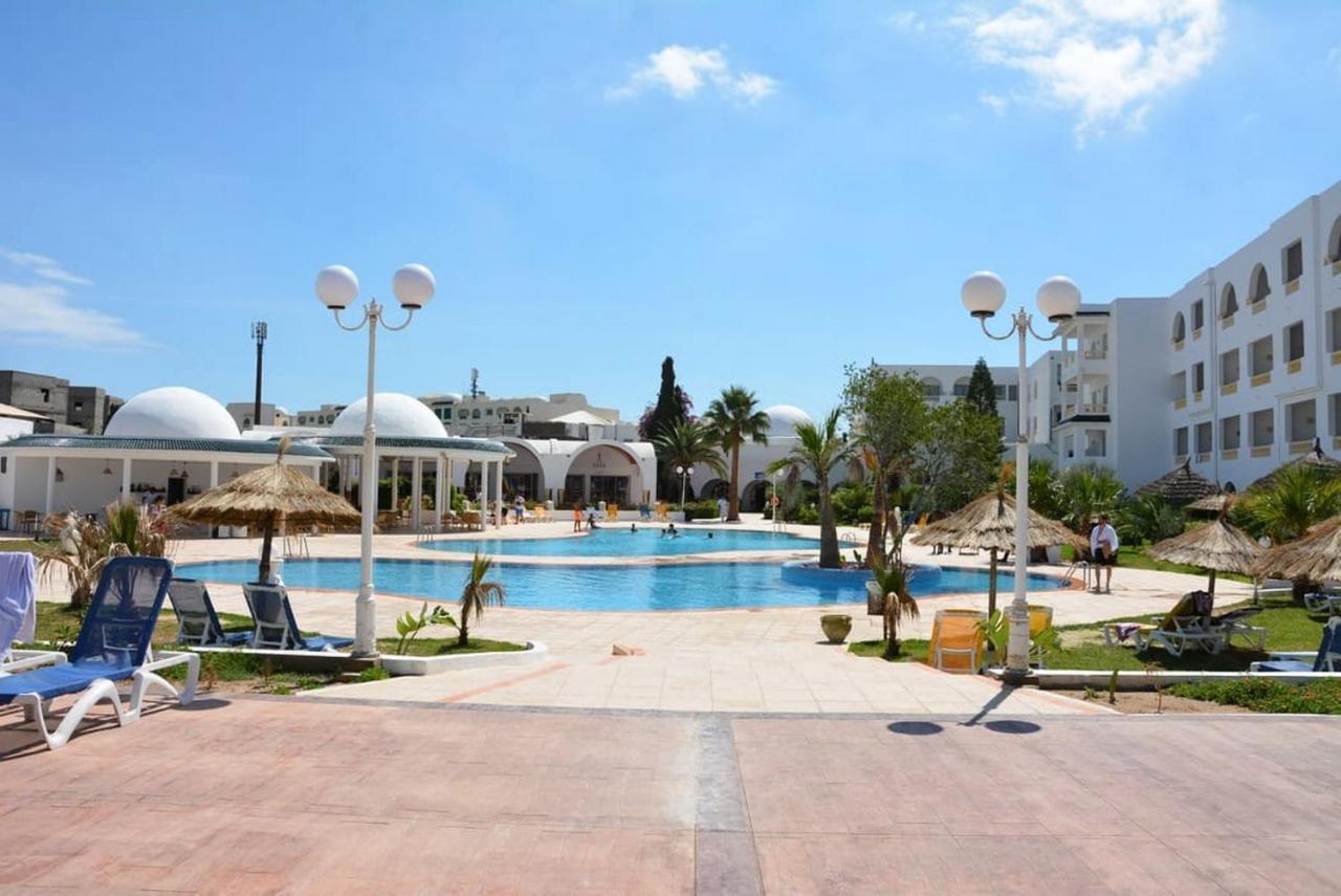 Zodiac Hotel & Aqua Park Hammamet Exterior foto